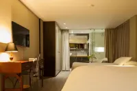 The Grace Hotel - พร้อมระเบียง