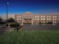 Comfort Inn & Suites Decatur-Forsyth Hotels in Forsyth