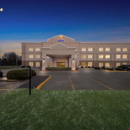 Comfort Inn & Suites Decatur-Forsyth