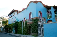 Hotel la Nueva Posada Отели в г. Чапала