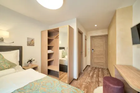 Hotel Tiffany Отели в г. Кассель