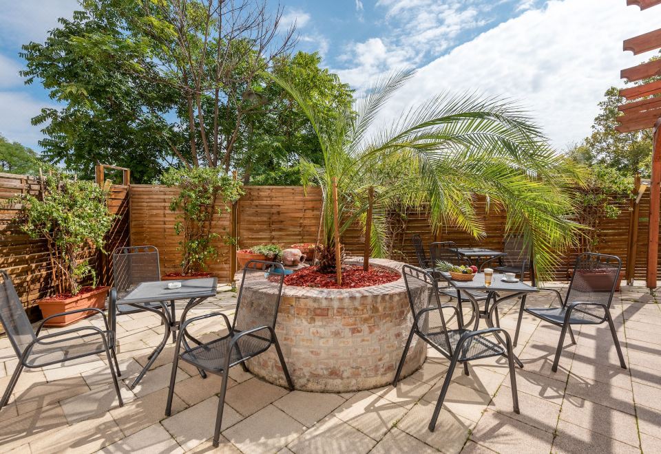 Hunguest Hotel Erkel - DurerOver view