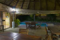 Bayswater Lodge - Swimmingpools