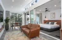 Clare Hillside Apartments Hotels in Clare