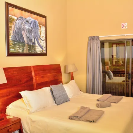 Lucca Lodge