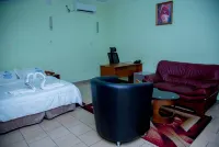 Résidence Hôtelière de Moungali Hotels in Brazzaville