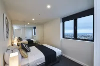 Mega Style Apartments the International Hotels in Southbank