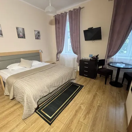 BedRooms Piotrkowska 64