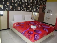 Ria Hotel Jember Hotel in zona HAPPY GAMES ROXY JEMBER