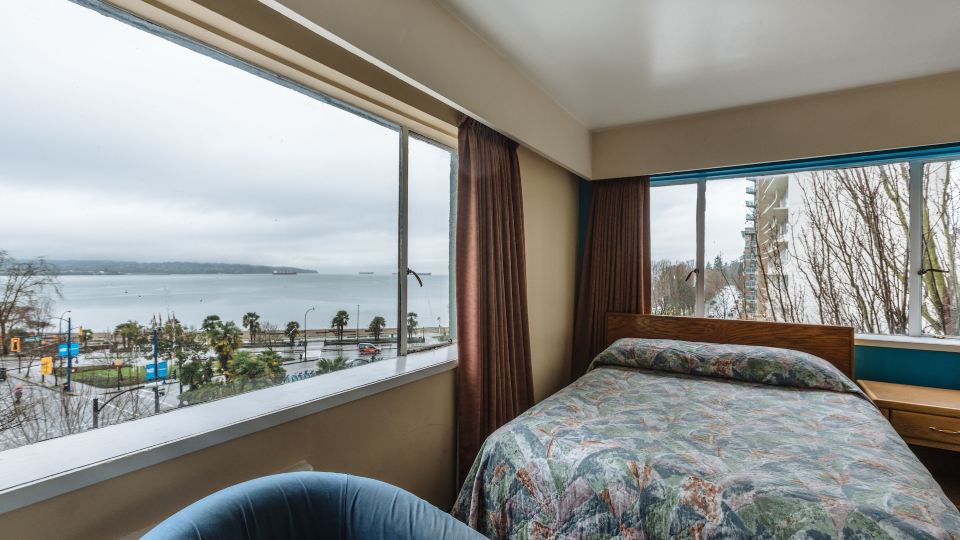 English Bay Hotel