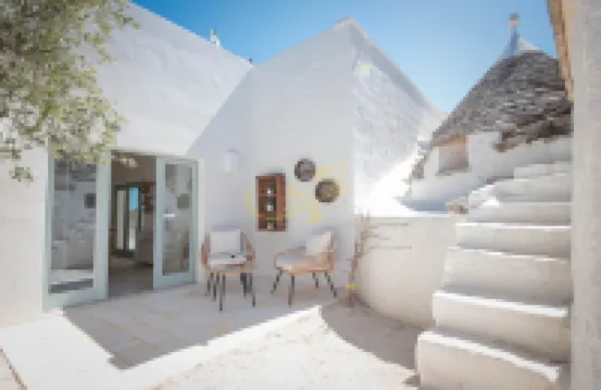TD Marl Luxury Trulli Experience w Stunning Pool