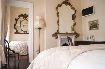 Number 8 the Townhouse Hotels in 