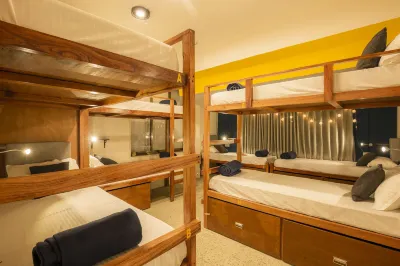 Locomo OG - Stay Work Eat Hotel a 