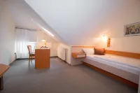 Hotel Garni am Markt - Businesshotel - Frühstücksbuffet - Fahrradabstellplatz - Hunde Willkommen Hotels in Sonneberg
