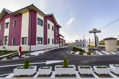 موتل كانكون أفيليس فنادق في 