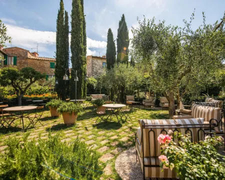 Boutique Villa Liberty - Dépendance - Borgo Capitano Collection - Albergo Diffuso 聖奎里科-多爾恰酒店