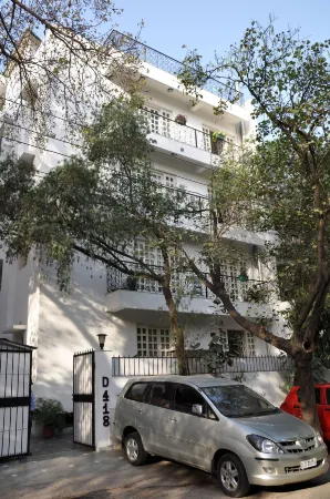 Colonel’s Retreat Отели рядом с достопримечательностью «Dargah Hazrat Nizamuddin»