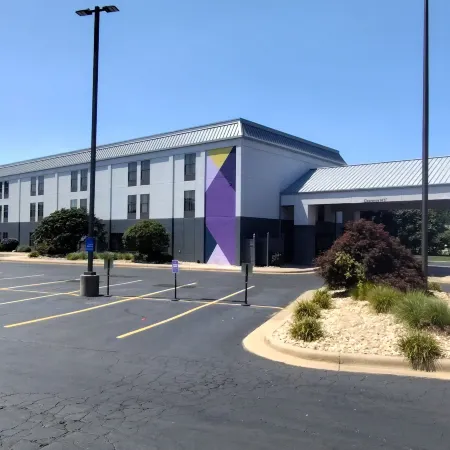 Spark by Hilton Stevensville