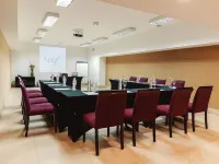 ARC雷科萊塔精品酒店及Spa 鄰近布尔内斯的酒店