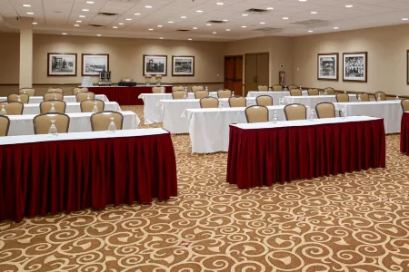 Clarion Hotel Airport