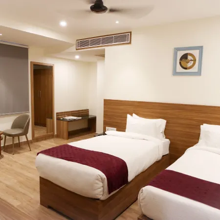 Hotel Sharda Residency