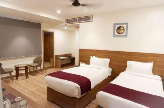 Hotel Sharda Residency