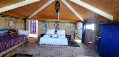 Pasta Plaza Hotels near Camping Assada