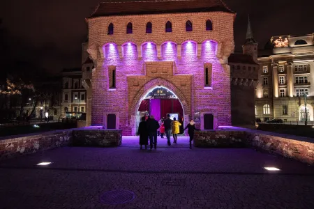 City Lights Apartments Отели рядом с достопримечательностью «Фабрика эмали Оскара Шиндлера»