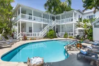 Paradise Inn - Adult Exclusive - Uima-altaat