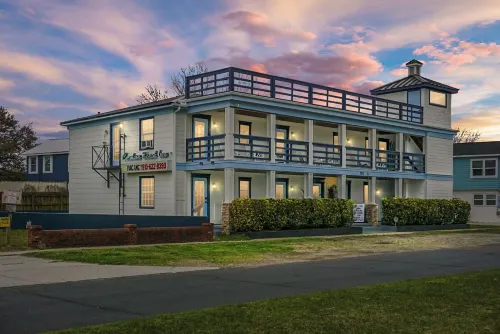 Carolina Beach Inn Hotels in Federal Point