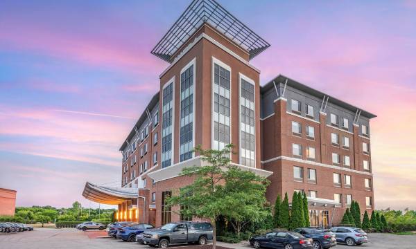 Cambria Hotel Madison East