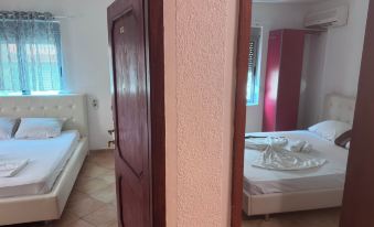 Apartments & Rooms Rozana