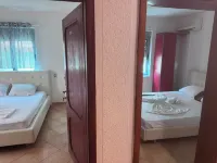 Apartments & Rooms Rozana