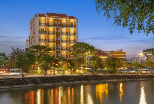 Royal Riverside Hoi An Hotel & Spa