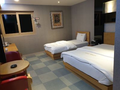 Other Khan Hotel Photo