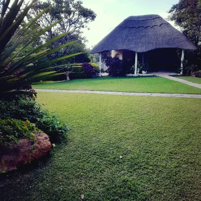 Lynns Guest House Hotels near Nketa 8 Shopping Centre