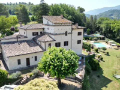 託雷帕羅巴拉 - 迪莫拉斯託利卡酒店 納爾尼酒店