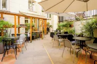 Chopin Boutique Hotels near Antrakt Cafe