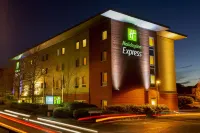 Holiday Inn Express BIRMINGHAM - REDDITCH by IHG のホテル