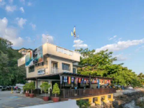 Club Punta Fuego Hotels in Batangas Province