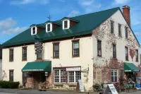 Old Winterport Commercial House Hotels in Winterport