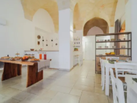 地中海公寓式酒店 納爾多酒店