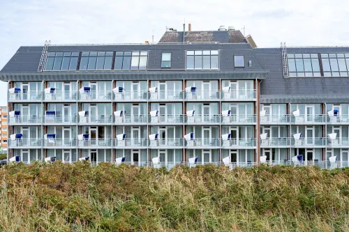 Wyn. Strandhotel Sylt - parking