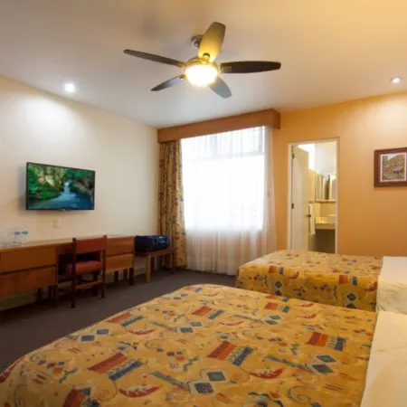 Hotel Concordia Hotele w: Uruapan del Progreso