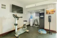 Comfort Inn & Conference Centre Toronto Airport - Gym