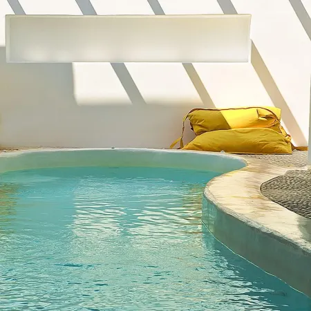 Kapetan Tasos Suites
