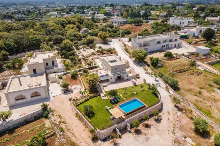 2943 Casa Marangi by Barbarhouse