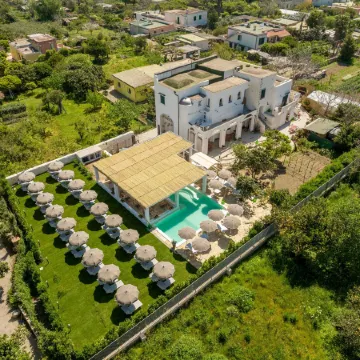 Cala Cala Rooms,Restaurant & Farm Experience