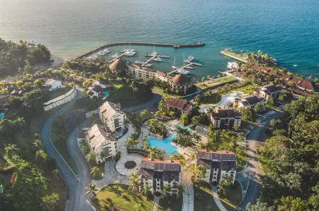 Magnificent Villa at Puerto Bahia