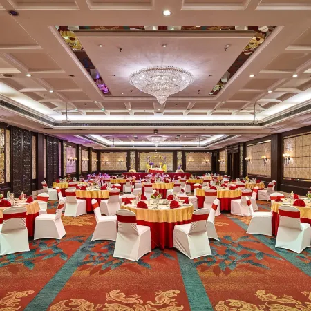 Mayfair Convention